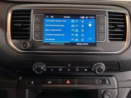 Photo 14 Citroën Jumpy  Fg M 100 kW Batterie 50 kWh Pack Driver