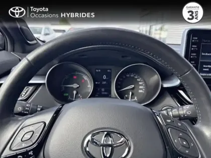 Photo 12 Toyota C-HR  2.0 Hybride 184ch Collection E-CVT