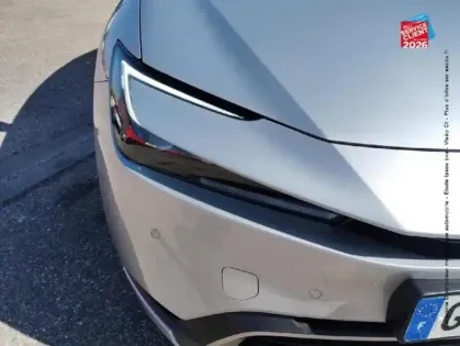 Photo 12 Toyota Prius  Rechargeable 2.0 Hybride Rechargeable 223ch Dynamic