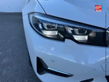 Photo 12 BMW Serie 3 Série 3 320dA 190ch Luxury