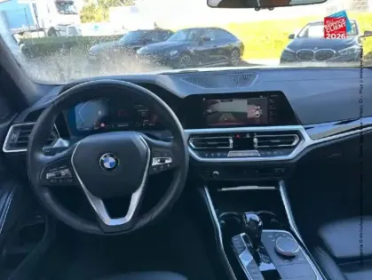 Photo 14 BMW Serie 3 Série 3 320dA 190ch Luxury