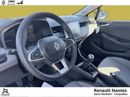 Photo 10 Renault Clio  1.5 Blue dCi 100ch Evolution - AUTO ECOLE