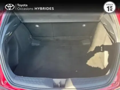 Photo 9 Toyota C-HR  122h Distinctive 2WD E-CVT RC18