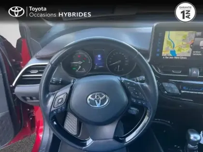 Photo 12 Toyota C-HR  122h Distinctive 2WD E-CVT RC18