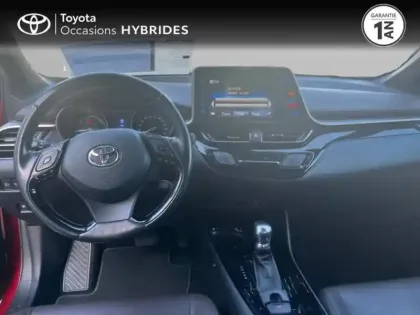 Photo 8 Toyota C-HR  122h Distinctive 2WD E-CVT RC18