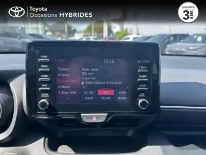 Photo 14 Toyota Yaris  116h Design 5p