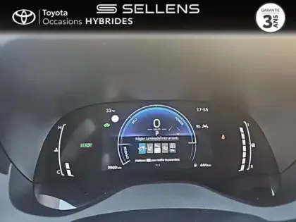 Photo 13 Toyota Yaris  116h Design 5p MC24