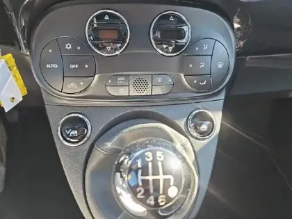 Photo 12 Fiat 500  1.0 70ch BSG S&S Sport