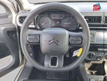 Photo 11 Citroën C3  1.2 PureTech 83ch S&S YOU!