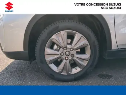 Photo 8 Suzuki Vitara  1.4 Boosterjet Hybrid 129ch Privilège Allgrip MY24