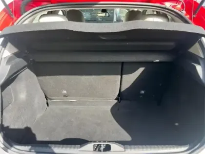 Photo 5 Citroën C3  1.2 PureTech 110ch S&S Shine Pack  EAT6