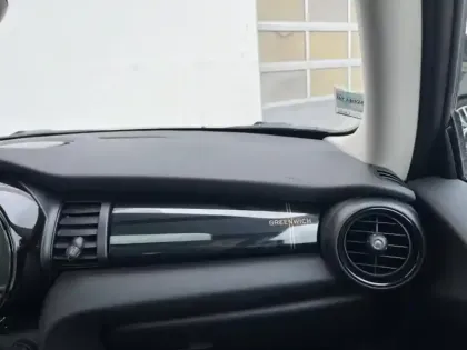 Photo 13 Mini Mini  Cooper 136ch  Edition Greenwich BVA7