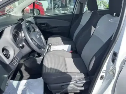 Photo 9 Toyota Yaris  70 VVT-i Active 5p MY19