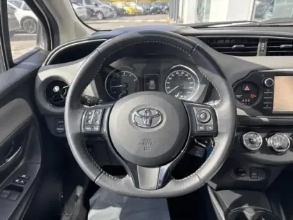 Photo 6 Toyota Yaris  70 VVT-i Active 5p MY19