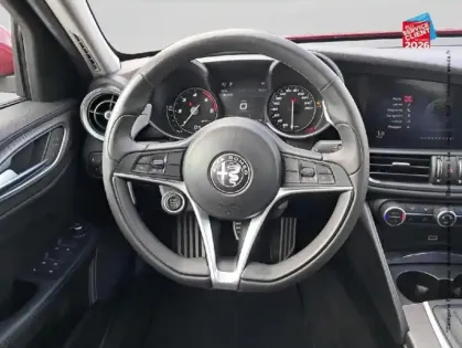 Photo 11 Alfa Romeo Giulia  2.2 JTD 210ch Veloce Q4 AT8 MY20