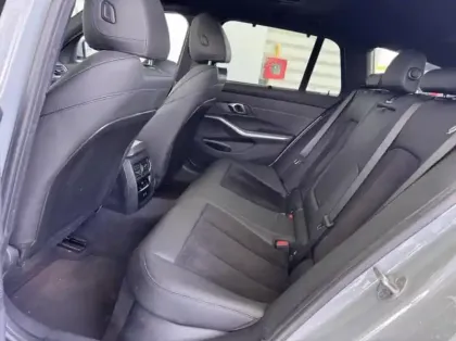 Photo 6 BMW Serie 3 Série 3 Touring 320dA xDrive 190ch M Sport