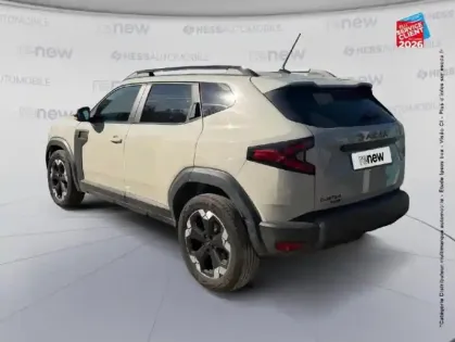 Photo 7 Dacia Duster  1.6 hybrid 140ch Extreme