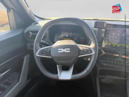 Photo 11 Dacia Duster  1.6 hybrid 140ch Extreme