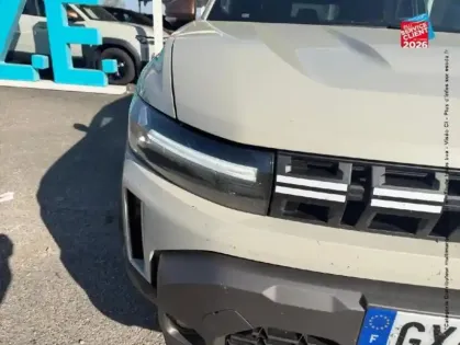 Photo 12 Dacia Duster  1.6 hybrid 140ch Extreme