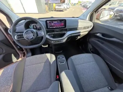 Photo 12 Fiat 500  e 118ch Pack Confort & Style & Tech MY23