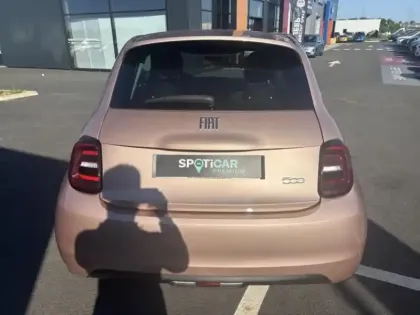 Photo 5 Fiat 500  e 118ch Pack Confort & Style & Tech MY23