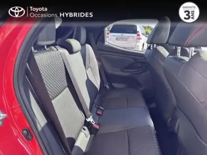Photo 6 Toyota Yaris  116h Première 5p