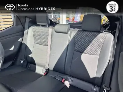 Photo 11 Toyota Yaris  116h Première 5p