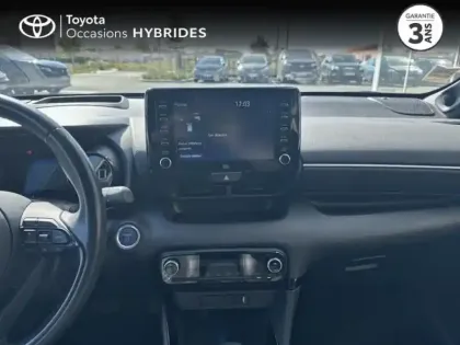 Photo 14 Toyota Yaris  116h Première 5p