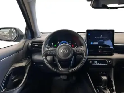 Photo 10 Toyota Yaris  116h Design 5p MC24