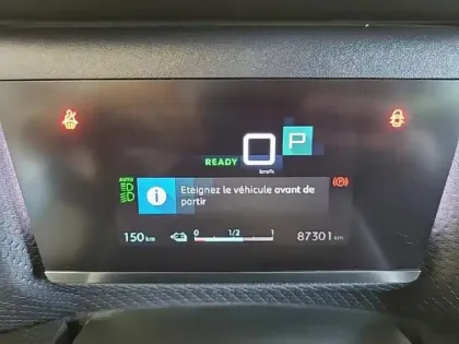 Photo 12 Citroën C4  Moteur électrique 136ch (100 kW) Shine Automatique