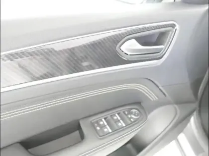 Photo 12 Renault Arkana  1.6 E-Tech hybride 145ch Engineered -22