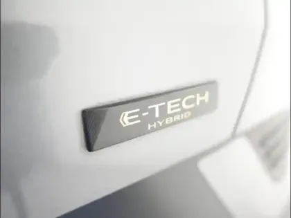 Photo 7 Renault Arkana  1.6 E-Tech hybride 145ch Engineered -22
