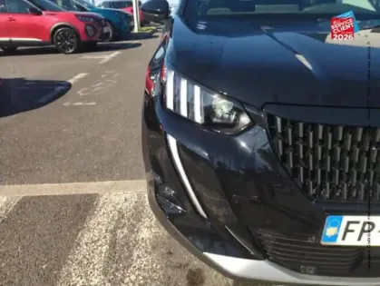 Photo 12 Peugeot 2008  1.2 PureTech 155ch S&S GT EAT8
