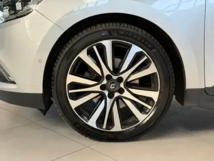 Photo 10 Renault Scenic  1.6 dCi 160ch energy Initiale Paris EDC