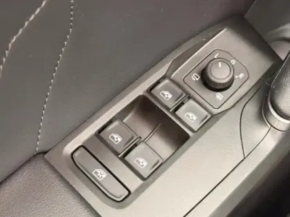 Photo 13 Cupra Leon  1.5 eTSI 150ch V DSG7