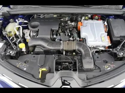 Photo 13 Renault Captur  1.6 E-Tech hybride 145ch Intens -21