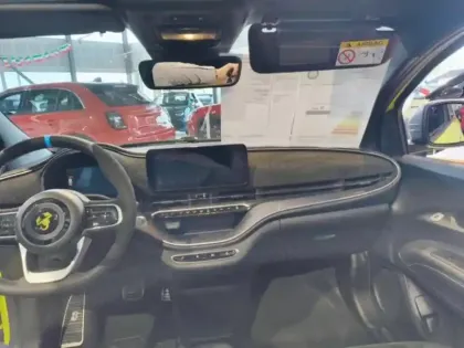 Photo 9 Abarth 500 C e 155ch 42kWh Turismo 4cv