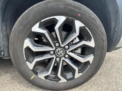 Photo 13 Toyota Yaris  Cross 116h Design MY22