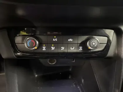 Photo 11 Opel Corsa  1.2 Turbo 100ch GS Line