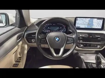 Photo 11 BMW Serie 5 Série 5 530eA 292ch Business Design Steptronic