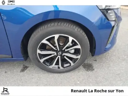 Photo 7 Renault Clio  1.6 E-Tech 145ch full hybrid Techno - 25b