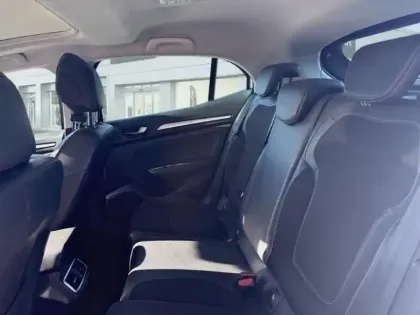 Photo 9 Renault Megane  1.5 Blue dCi 115ch Techno EDC -23