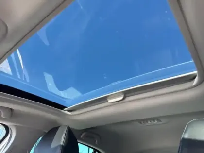 Photo 14 Renault Megane  1.5 Blue dCi 115ch Techno EDC -23