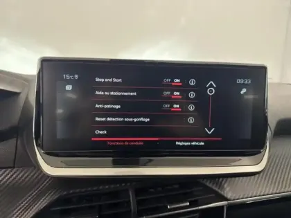 Photo 13 Peugeot 2008  1.2 PureTech 130ch S&S Allure EAT8