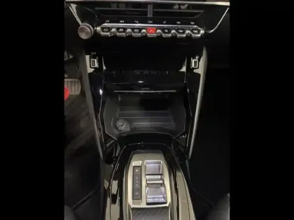 Photo 11 Peugeot 2008  1.2 PureTech 130ch S&S Allure EAT8