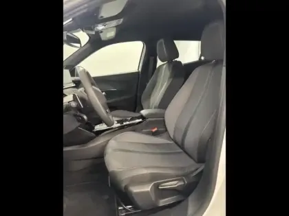 Photo 8 Peugeot 2008  1.2 PureTech 130ch S&S Allure EAT8