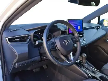 Photo 14 Toyota Corolla  1.8 140ch Design MY24