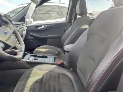 Photo 9 Ford Kuga  2.5 Duratec 190 ch FHEV E85 ST-Line X BVA