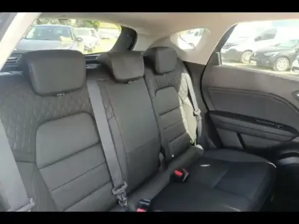 Photo 10 Renault Captur  1.6 E-Tech hybride Initiale Paris -21