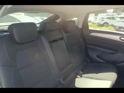 Photo 10 Renault Arkana  1.6 E-Tech hybride 145ch Techno -22